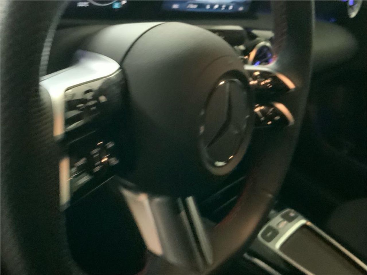 Mercedes Clase A 180 Sedán - Foto 2