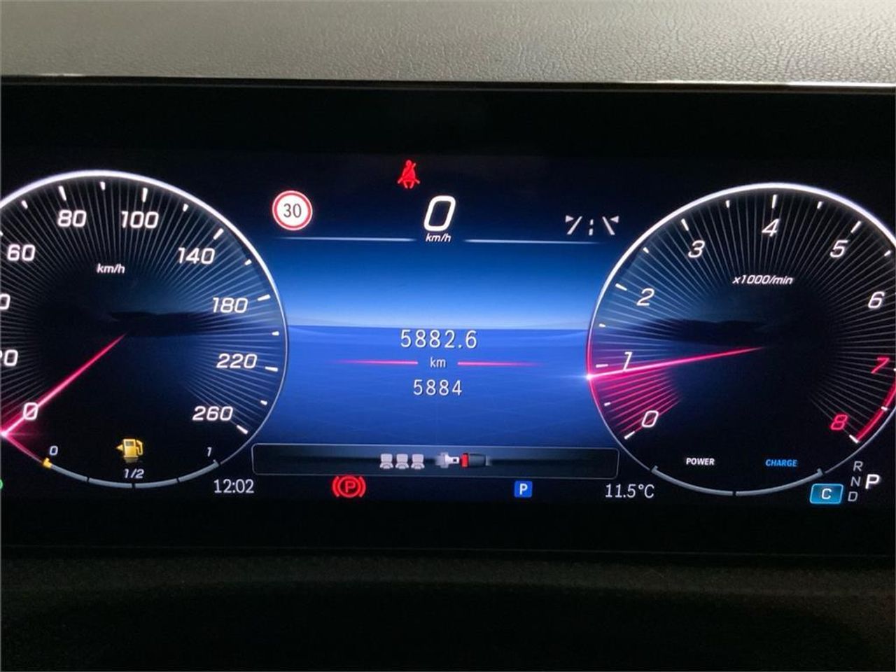 Mercedes Clase A 180 Sedán - Foto 2