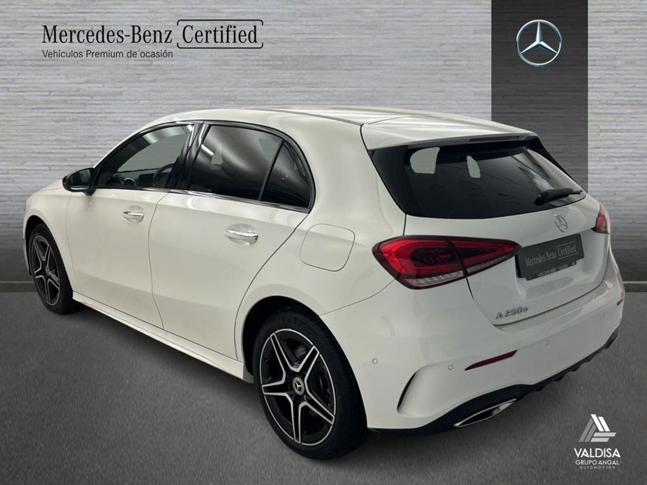 Mercedes Clase A 250 e AMG Line (EURO 6d) - Foto 2
