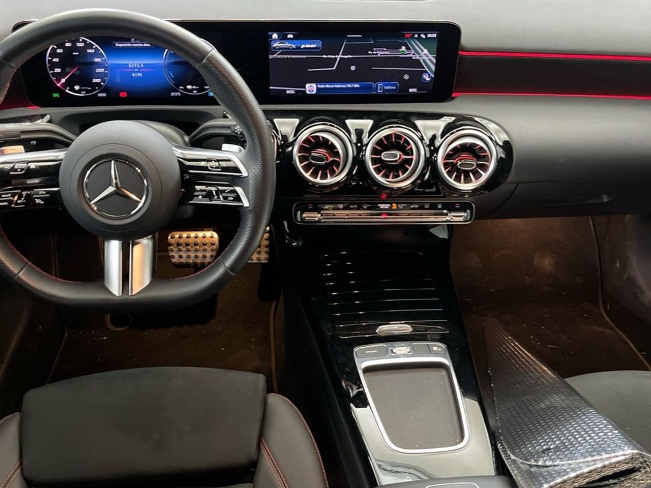 Mercedes Clase A 250 e Berlina - Foto 2