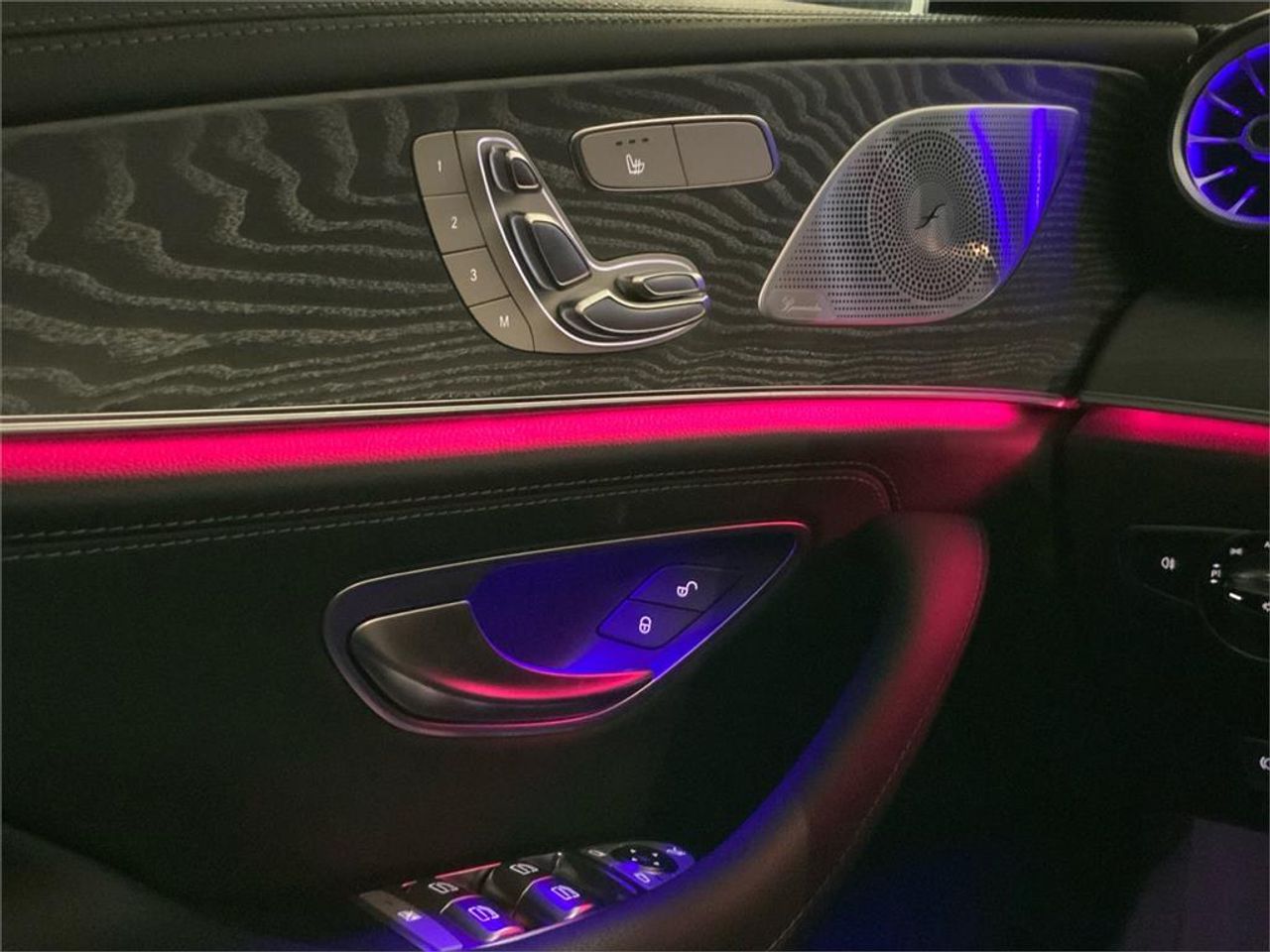 Mercedes Clase CLS 300 d 4MATIC - Foto 2