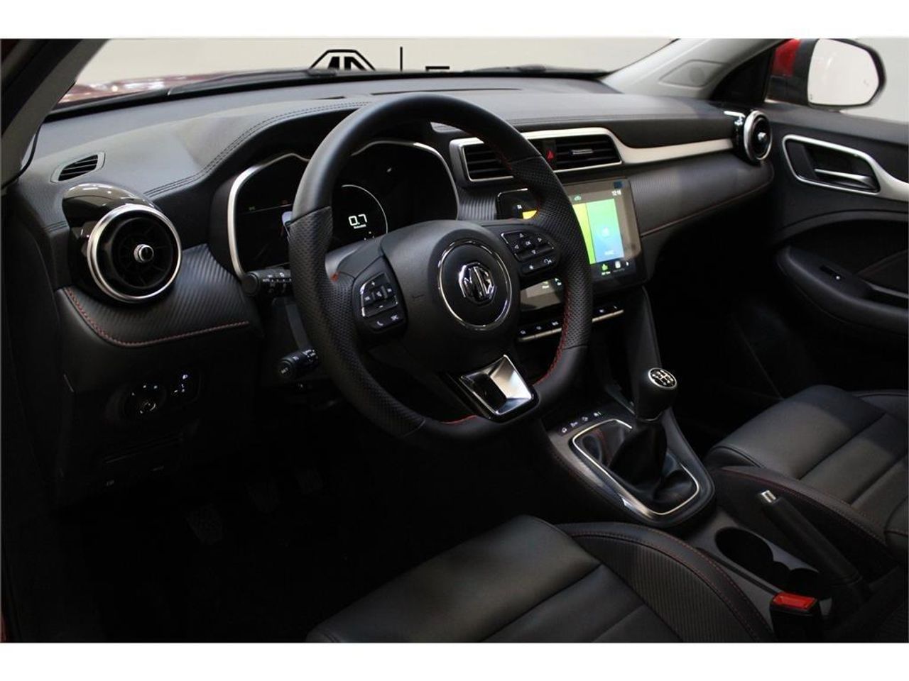 MG ZS 1.5 Luxury - Foto 2