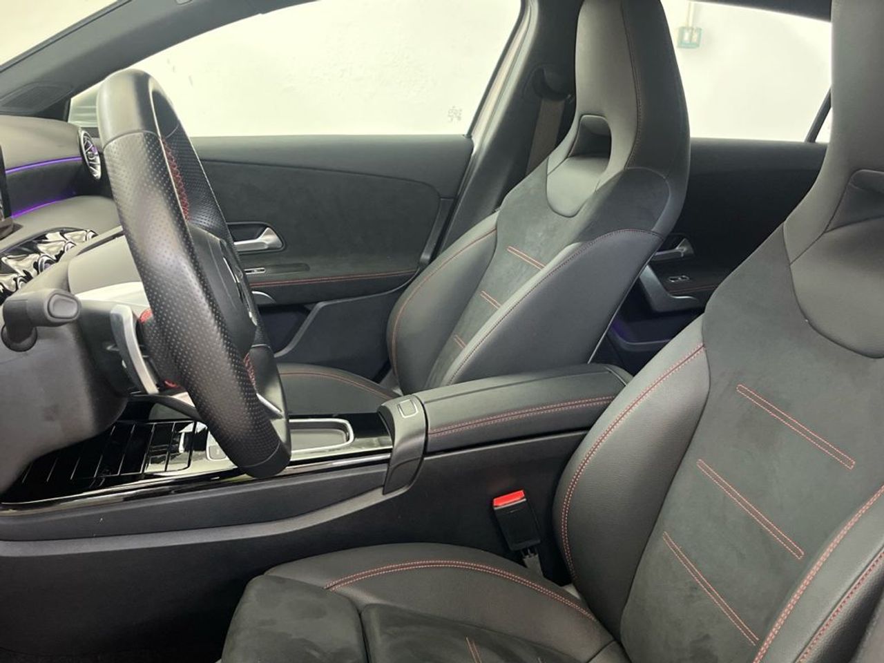 Mercedes Clase A 250 e Compacto - Foto 2