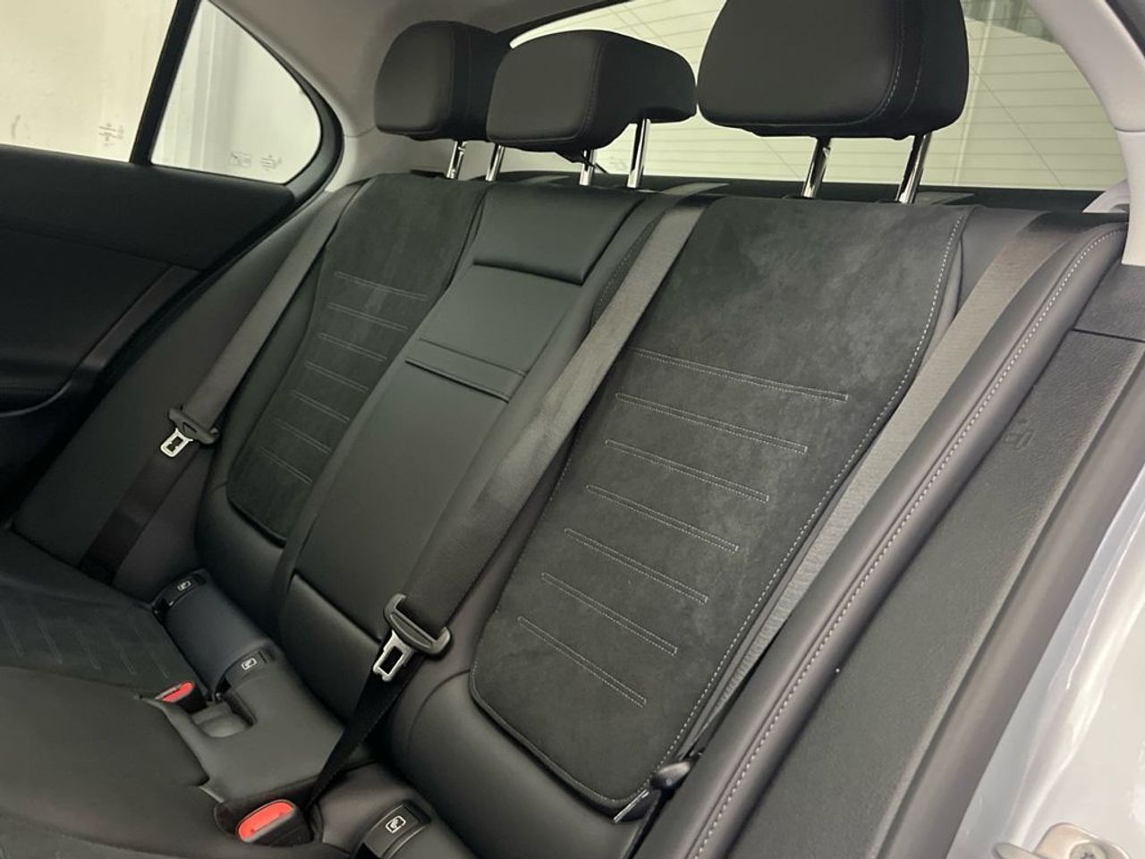 Mercedes Clase C 220 d Berlina - Foto 2