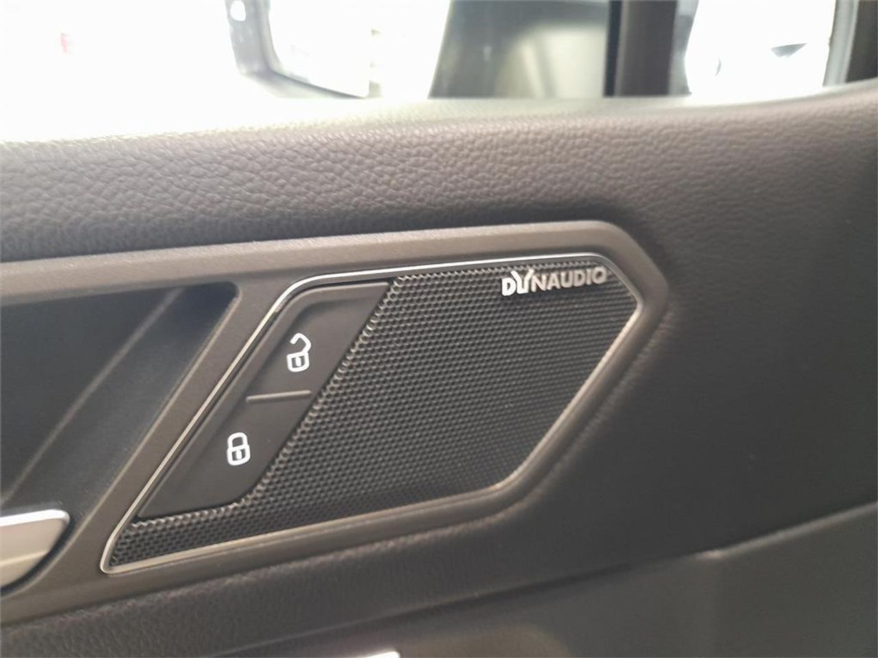 Volkswagen Tiguan Sport 2.0 TDI 140kW (190CV) 4Motion DSG - Foto 2