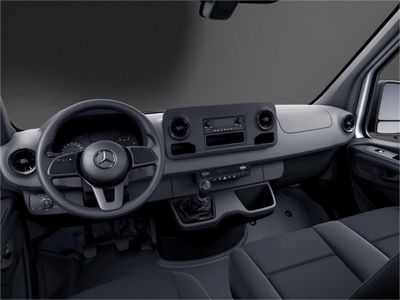 Mercedes Sprinter 211 CDI CORTO 3.0T TD