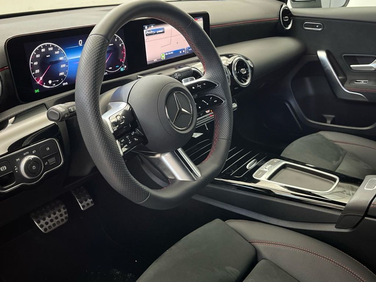 Mercedes Clase A 180 Compacto - Foto 2