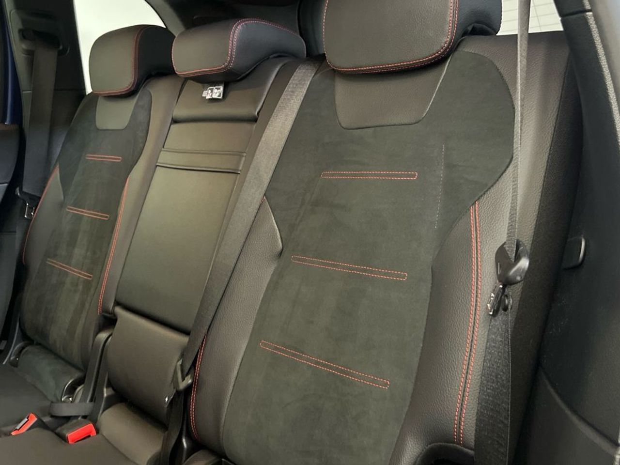 Mercedes Clase GLB 200 d AMG Line (EURO 6d) - Foto 2