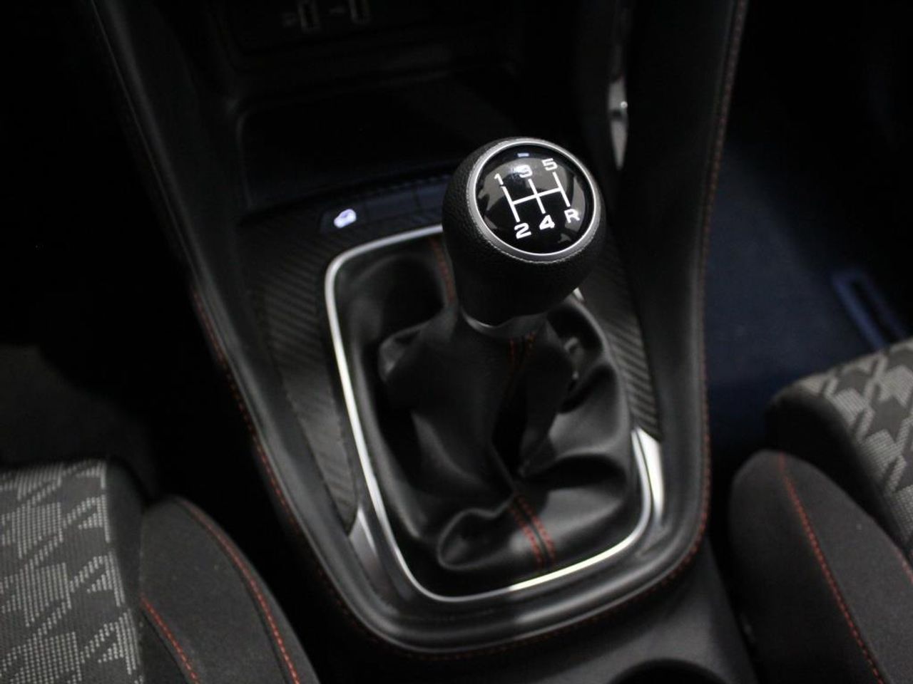 MG ZS 1.5 Comfort - Foto 2