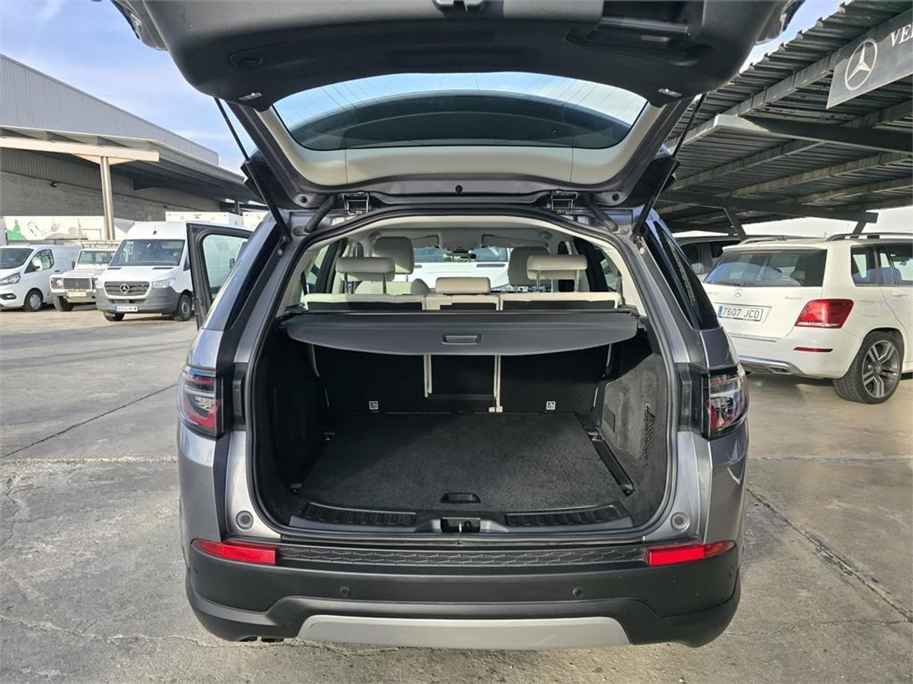 Land-Rover Discovery Sport 2.0D eD4 150 PS FWD Manual R-Dynamic S - Foto 2