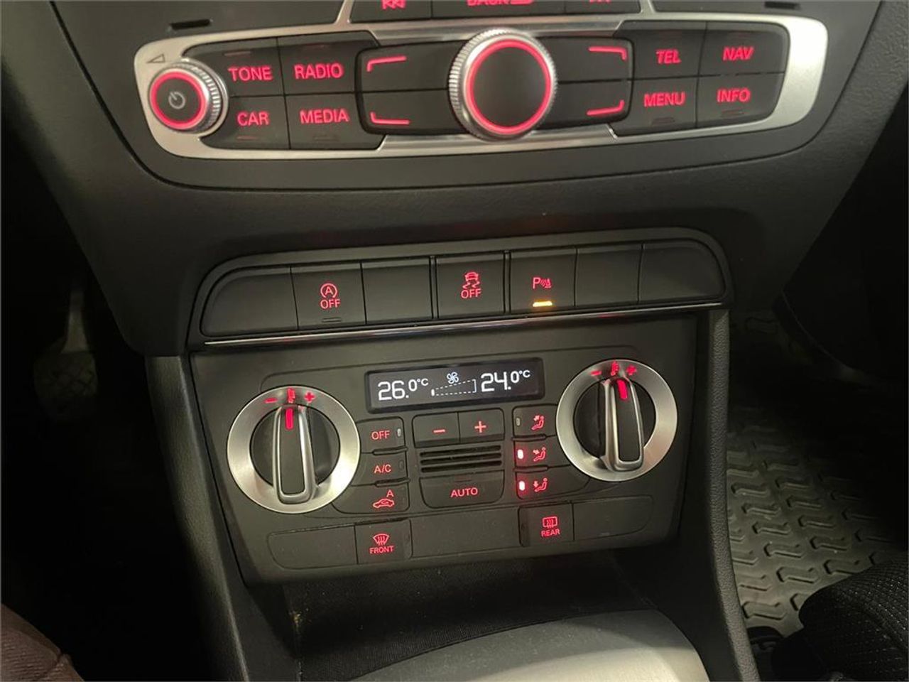 Audi Q3 2.0 TDI 140cv quattro Ambiente - Foto 2