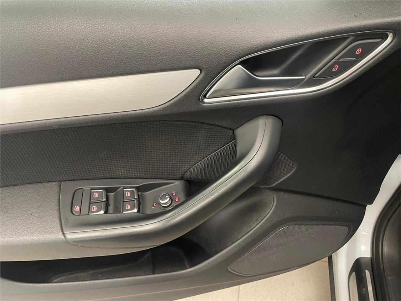 Audi Q3 2.0 TDI 140cv quattro Ambiente - Foto 2