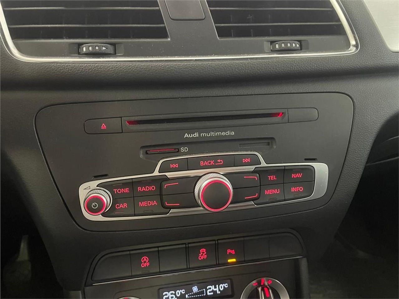 Audi Q3 2.0 TDI 140cv quattro Ambiente - Foto 2