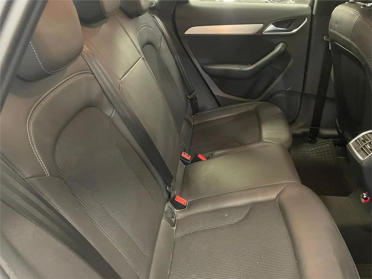 Audi Q3 2.0 TDI 140cv quattro Ambiente - Foto 2