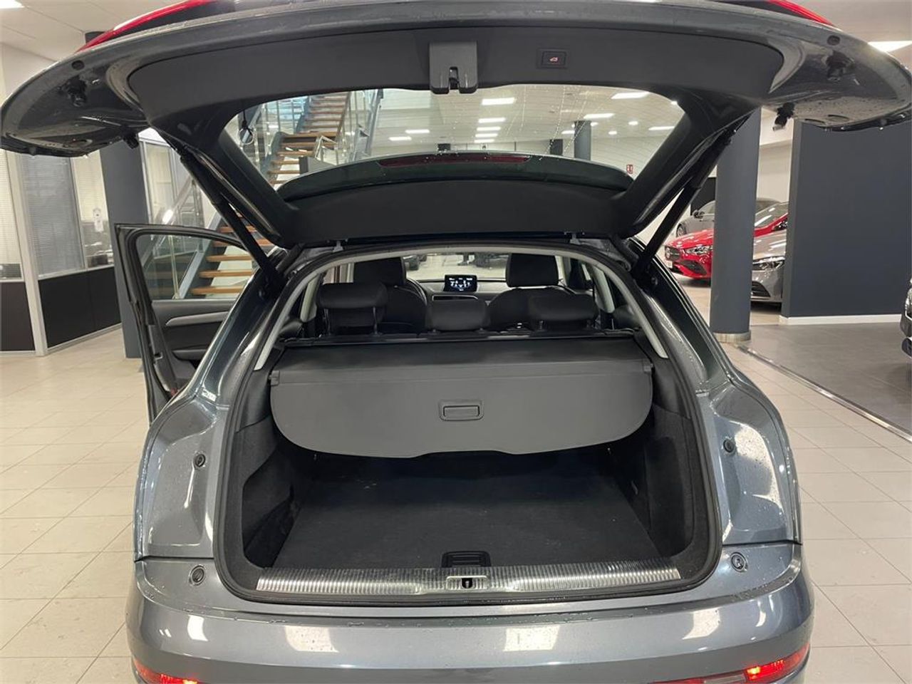 Audi Q3 Attraction 2.0 TDI 150CV quattro S tron - Foto 2