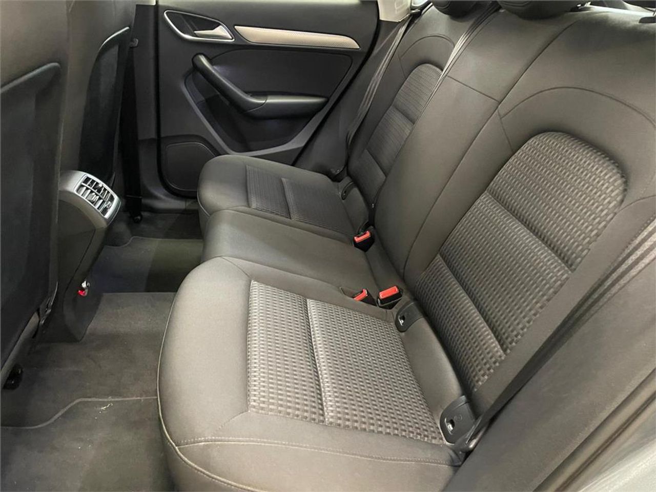 Audi Q3 Attraction 2.0 TDI 150CV quattro S tron - Foto 2