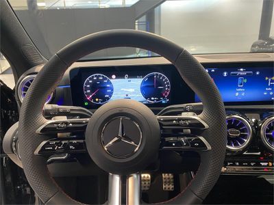 Mercedes Clase A 250 e con tecnología híbrida EQ