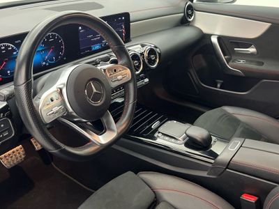 Mercedes CLA 180 AMG Line (EURO 6d)