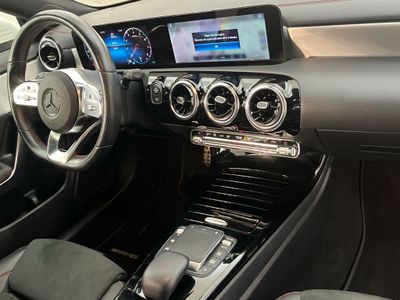 Mercedes CLA 180 AMG Line (EURO 6d)