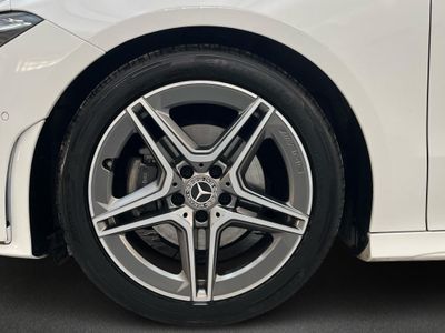 Mercedes CLA 180 AMG Line (EURO 6d)