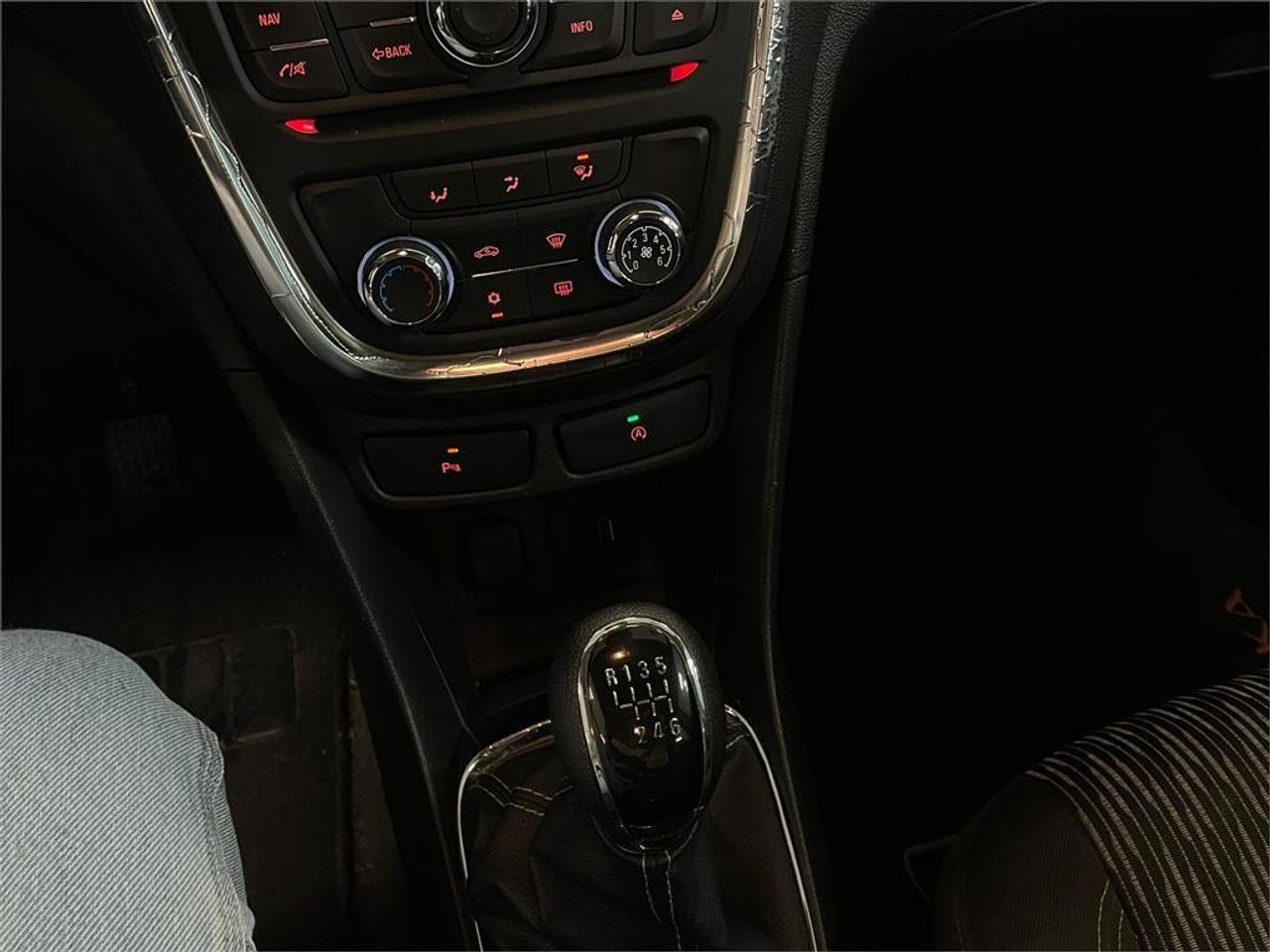 Opel Mokka 1.6 CDTi 4X2 S&S Crosscity - Foto 2