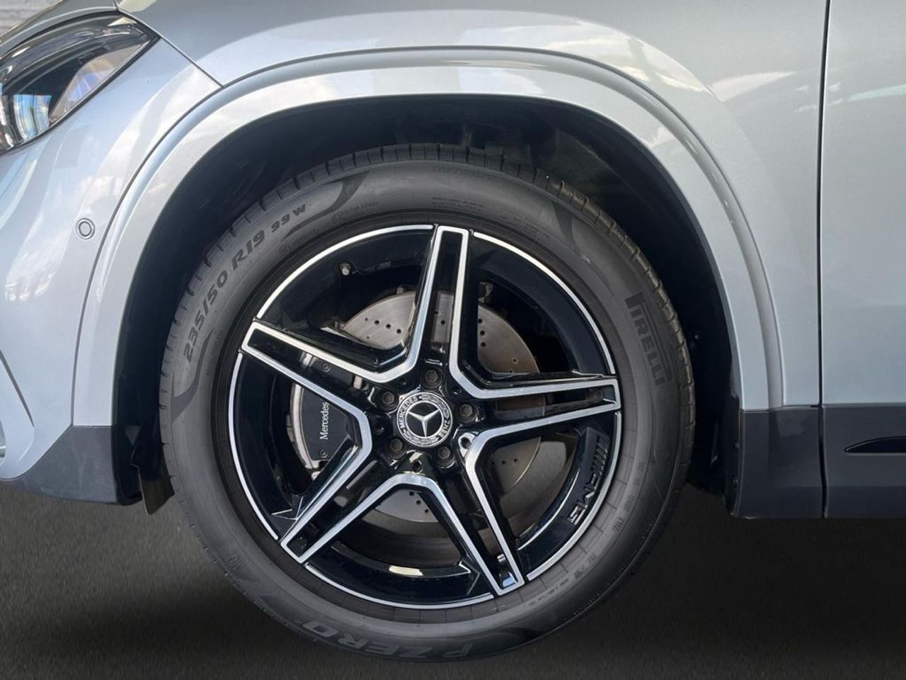 Mercedes GLA 200 d - Foto 2