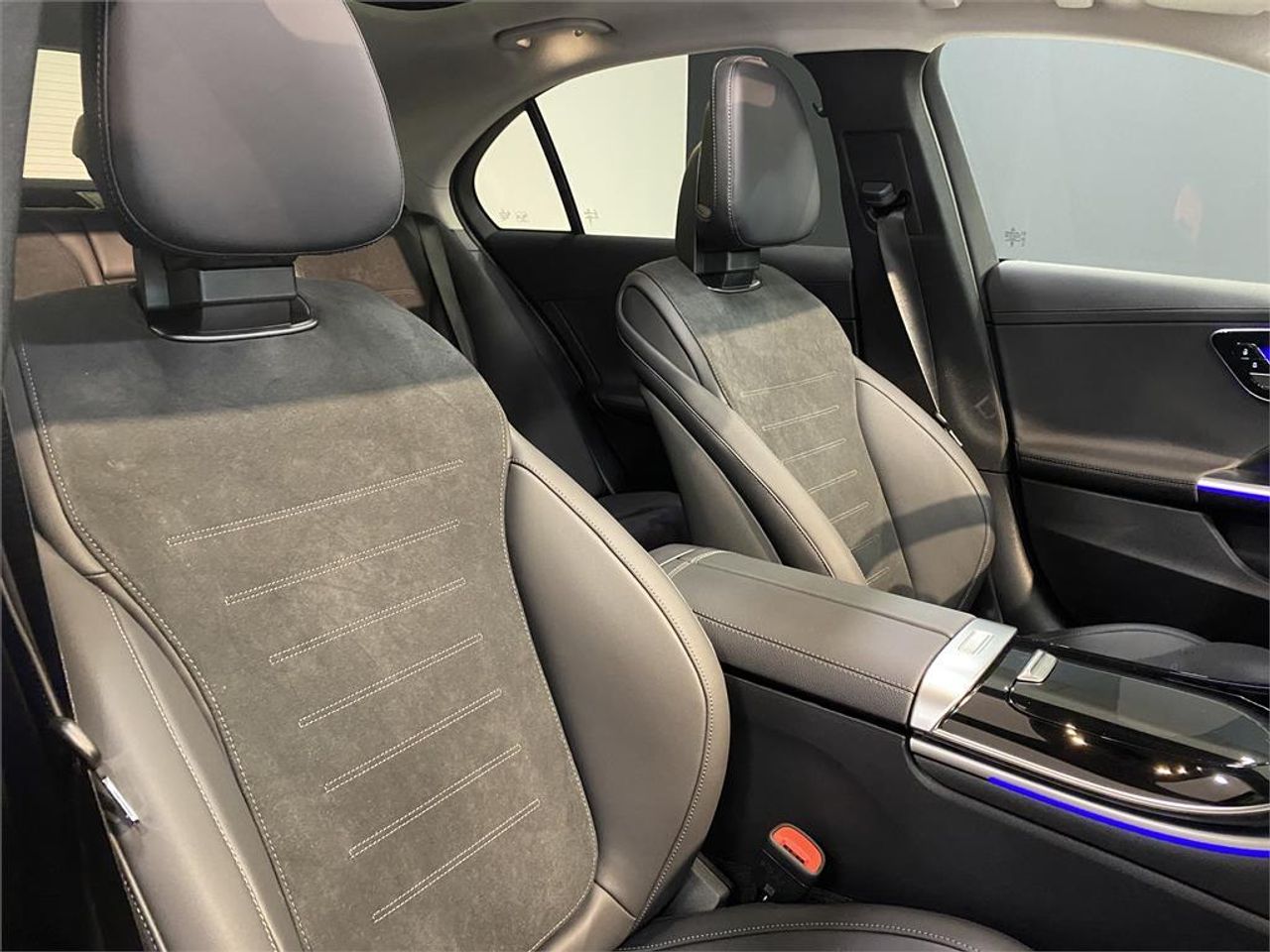 Mercedes Clase C 220 d 4MATIC Berlina - Foto 2