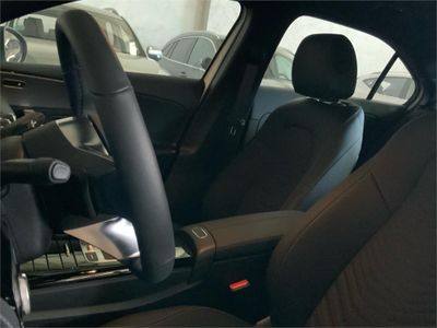 Mercedes Clase A 180 Sedán