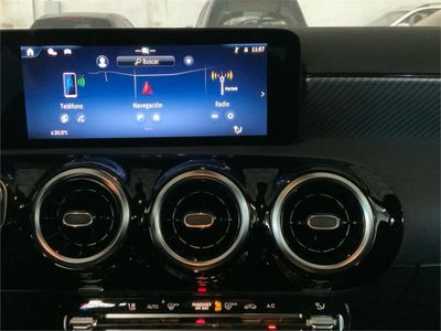 Mercedes Clase A 180 Sedán