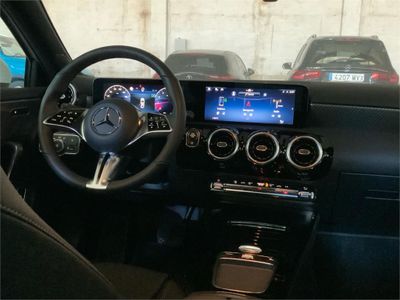 Mercedes Clase A 180 Sedán