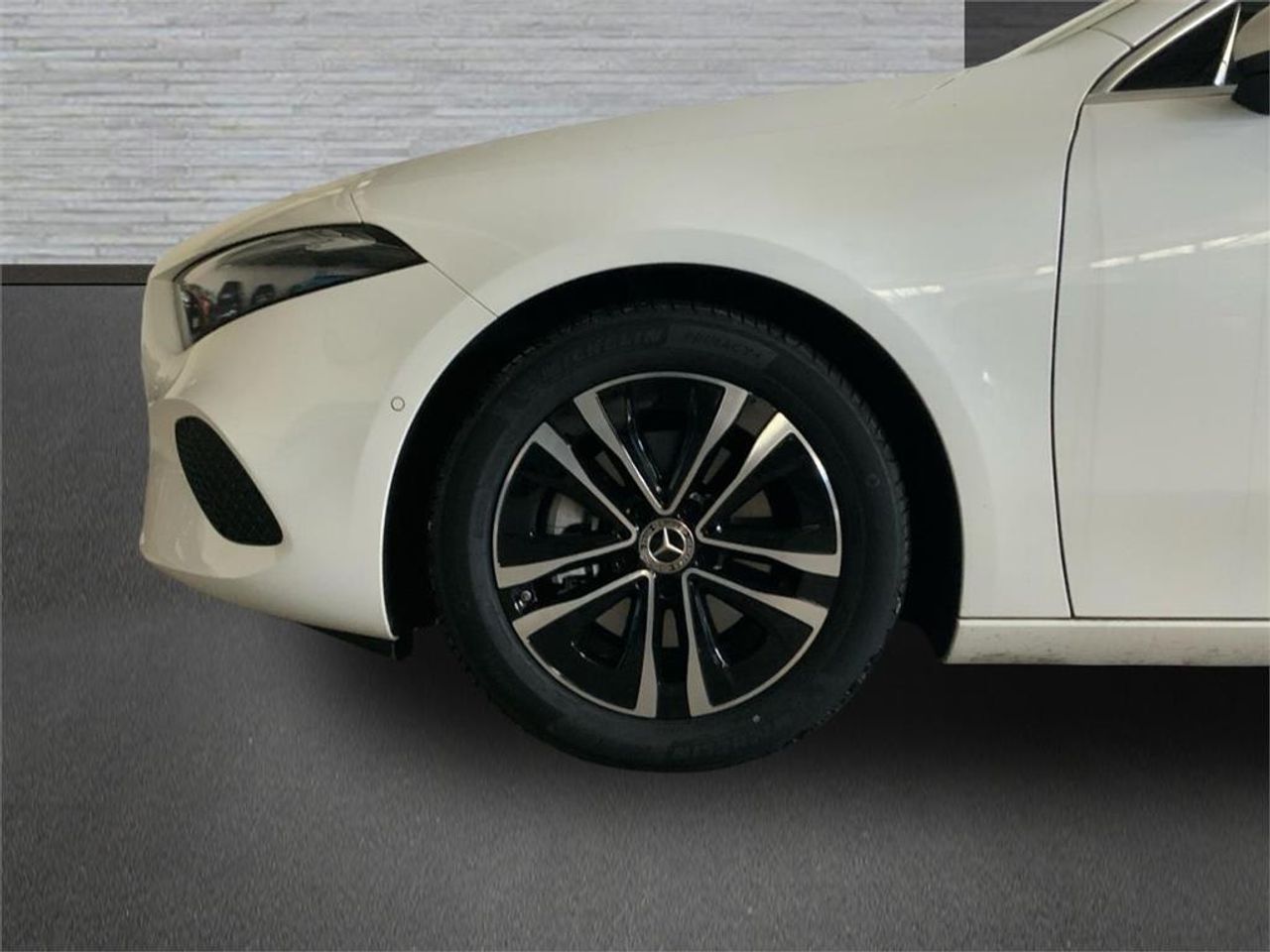 Mercedes Clase A 180 Sedán - Foto 2