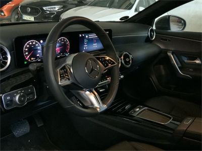 Mercedes Clase A 180 Sedán