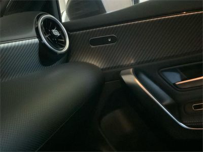 Mercedes Clase A 180 Sedán