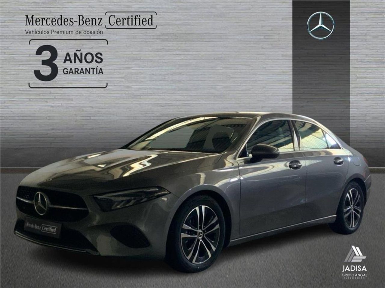 Mercedes Clase A 180 Sedán - Foto 2