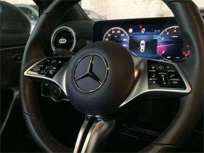 Mercedes Clase A 180 Sedán