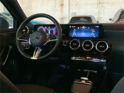 Mercedes Clase A 180 Sedán