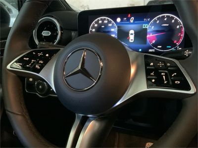 Mercedes Clase A 180 Sedán