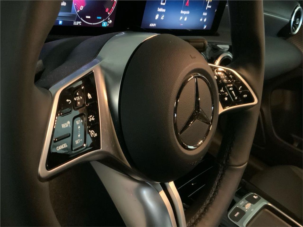 Mercedes Clase A 180 Sedán - Foto 2