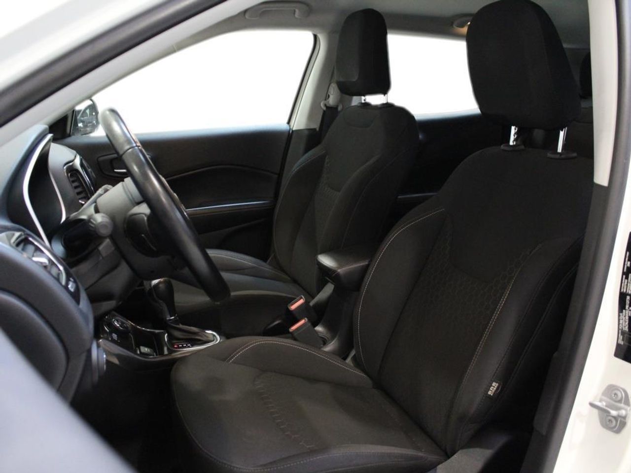 Jeep Compass 1.3 Gse T4 96kW (130CV) Longitude MT FWD - Foto 2