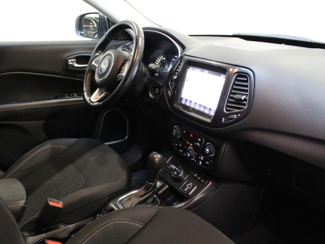 Jeep Compass 1.3 Gse T4 96kW (130CV) Longitude MT FWD - Foto 2