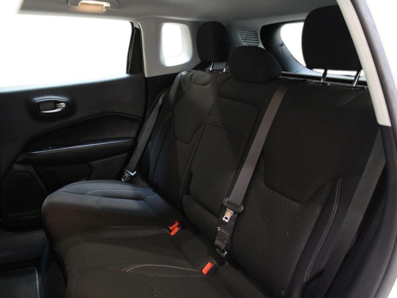 Jeep Compass 1.3 Gse T4 96kW (130CV) Longitude MT FWD - Foto 2