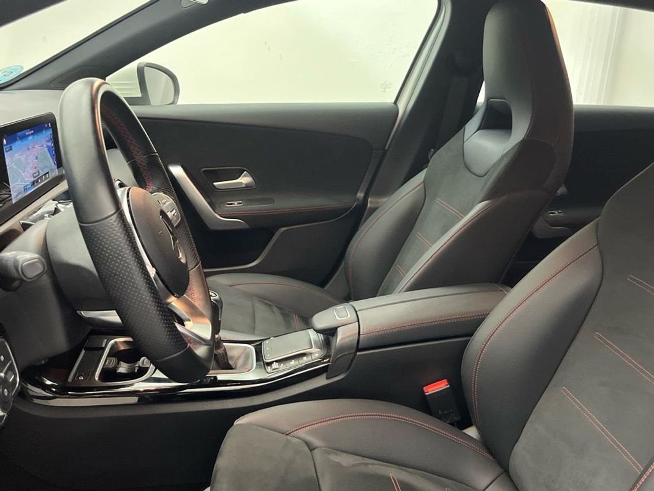 Mercedes Clase A 180 AMG Line (EURO 6d) - Foto 2