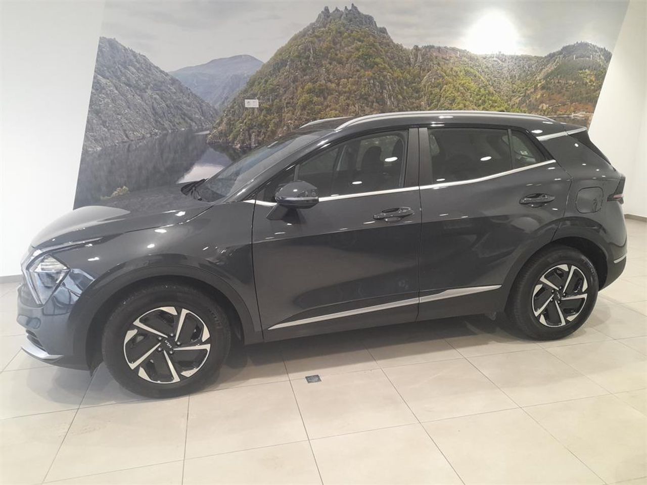 Kia Sportage 1.6 T-GDi HEV 158kW (215CV) Drive 4x2 - Foto 2