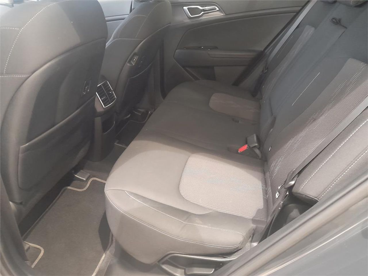 Kia Sportage 1.6 T-GDi HEV 158kW (215CV) Drive 4x2 - Foto 2