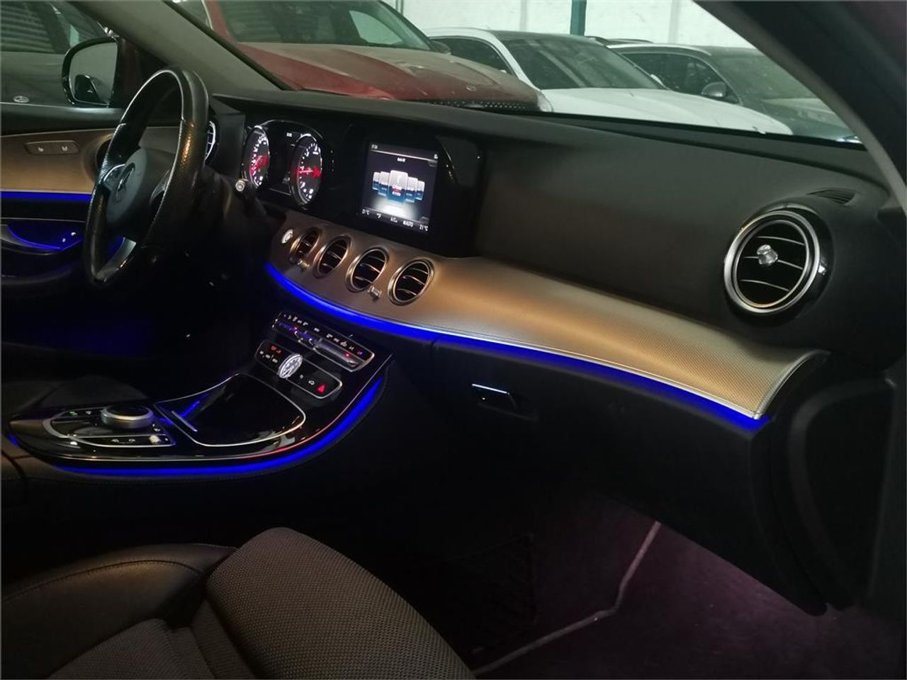 Mercedes Clase E 220 BlueTEC Avantgarde Plus - Foto 2