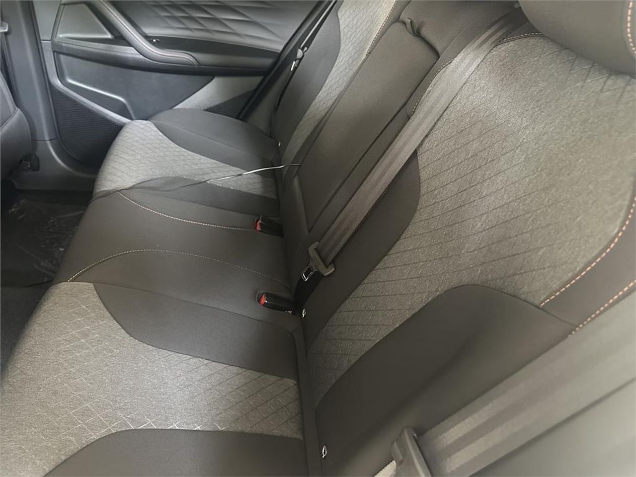 MG HS 1.5 Hybrid+ Comfort - Foto 2