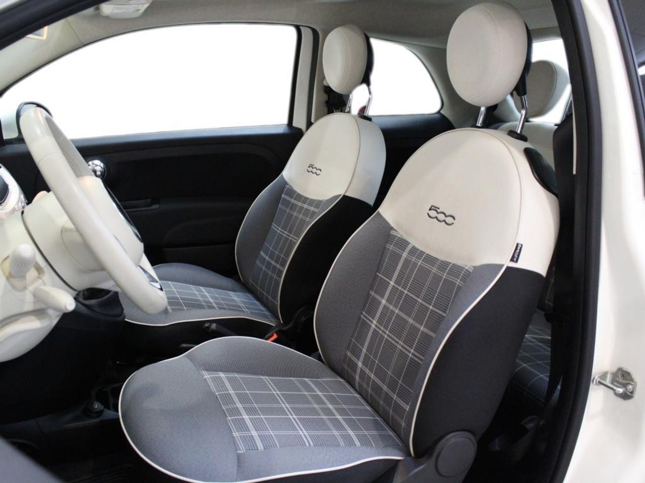 Fiat 500 Lounge 1.2 8v 51KW (69 CV) - Foto 2