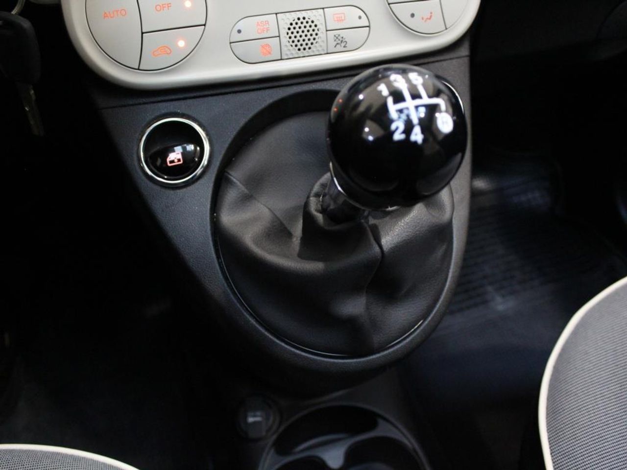 Fiat 500 Lounge 1.2 8v 51KW (69 CV) - Foto 2