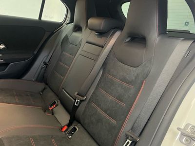 Mercedes Clase A 250 e con tecnología híbrida EQ