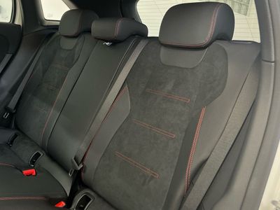 Mercedes GLA 250 e con tecnología híbrida EQ